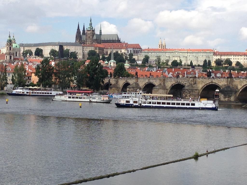 Exclusive Apartment On Zborovska Prag Eksteriør billede